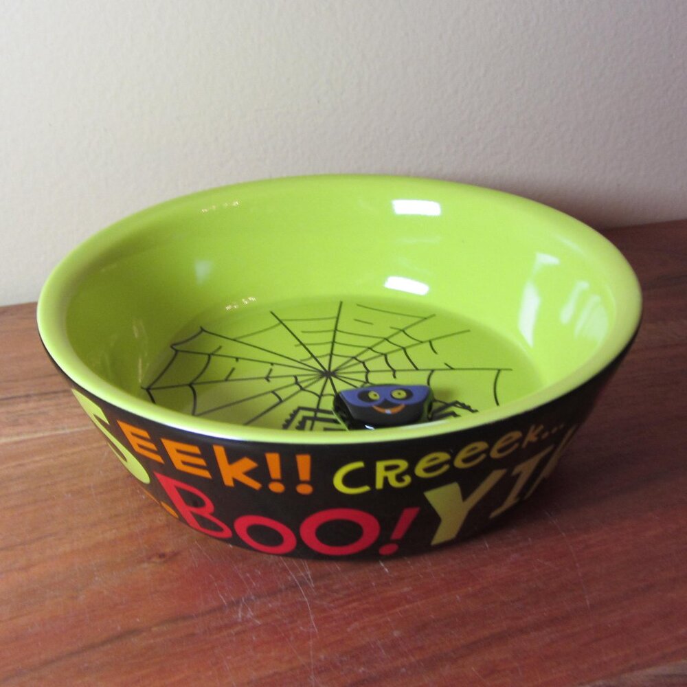 hallmark 3D halloween spider bowl (W5405)